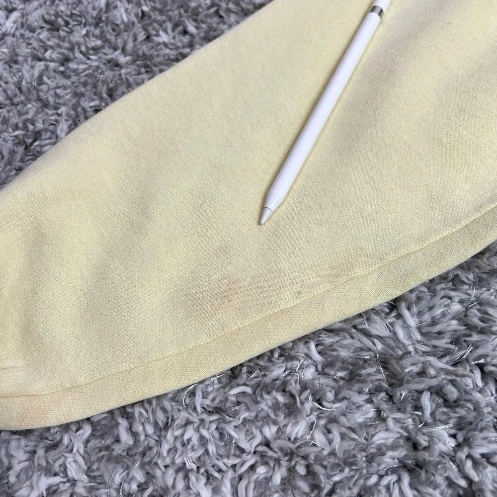 Vintage Garfield Sweatshirt M Yellow Hard To‎ Be Humble Comic Crewneck 70s